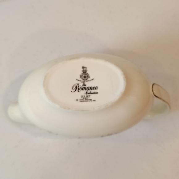 Royal Doulton Juliet H5077 Gravy Boat with Underplate, 8 1/4" - Picture 5 of 5